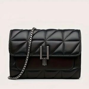 Elegant Black Quilted Shoulder Bag